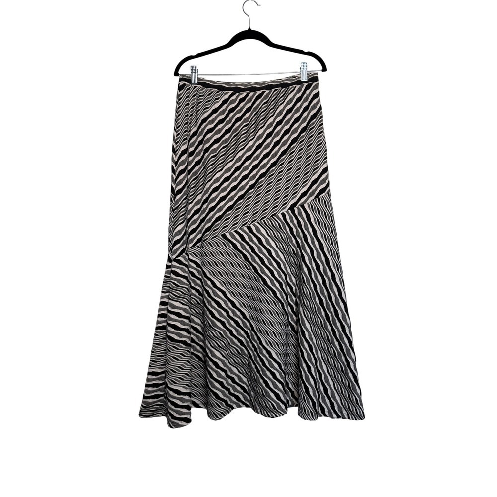 Women Y2K black and white Bohemian long maxi skirt